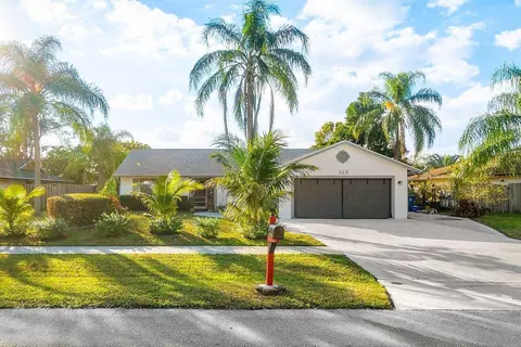 113 Prado St, Royal Palm Beach, FL 33411