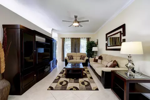 147 SW Walking Path, Stuart, FL 34997 photo 6