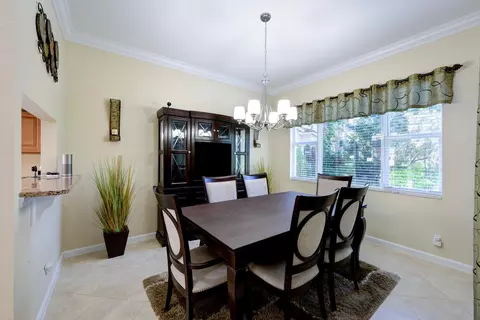 147 SW Walking Path, Stuart, FL 34997 photo 9