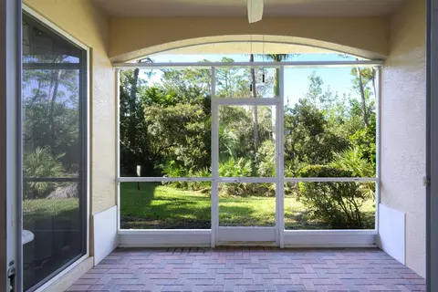 147 SW Walking Path, Stuart, FL 34997 photo 10