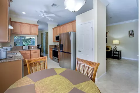 147 SW Walking Path, Stuart, FL 34997 photo 13