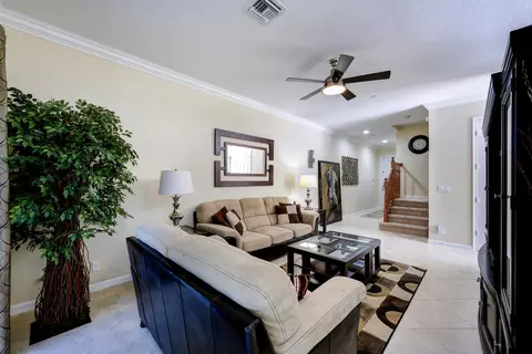147 SW Walking Path, Stuart, FL 34997 photo 8