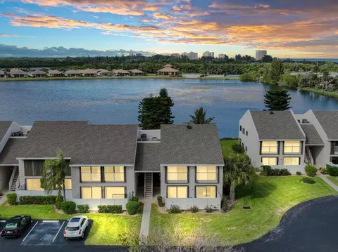 3210 S Lakeview Cir #3206, Hutchinson Island, FL 34949