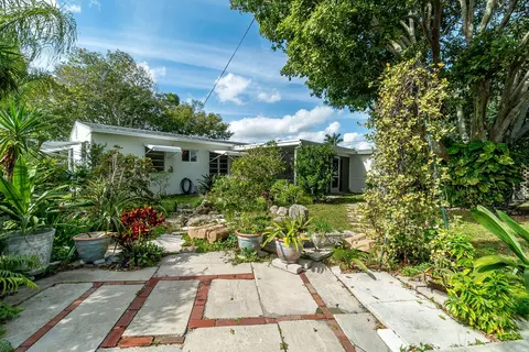 908 Wright Dr, FL 33461 photo 35