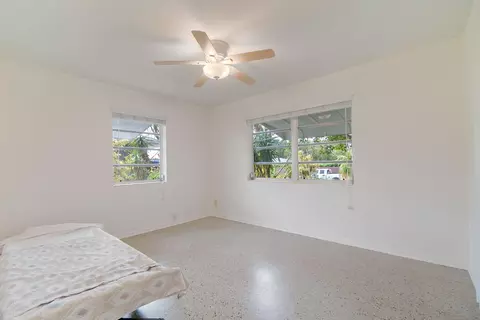 908 Wright Dr, FL 33461 photo 14