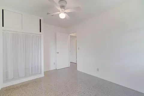 908 Wright Dr, FL 33461 photo 13