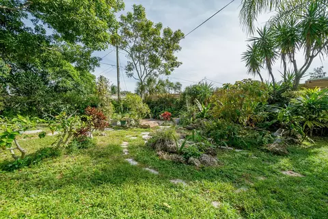 908 Wright Dr, FL 33461 photo 38