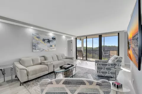 7819 Lakeside Blvd #875, Boca Raton, FL 33434
