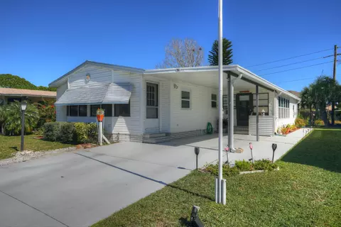 704 Gladiolus Dr, Barefoot Bay, FL 32976