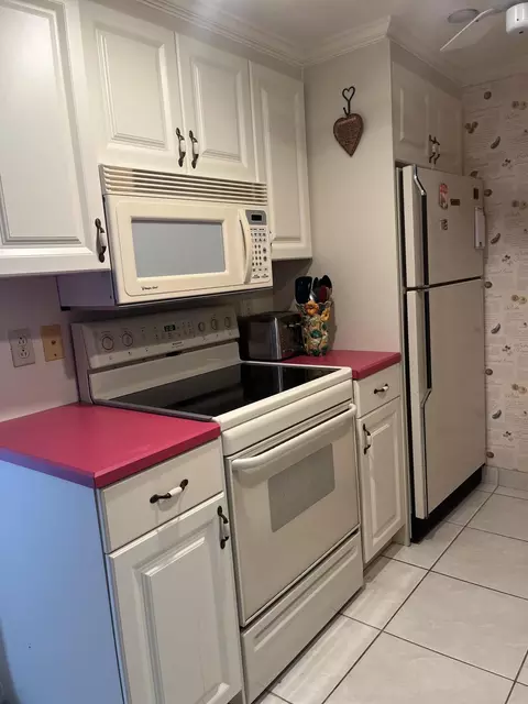 4074 Cornwall D, Boca Raton, FL 33434 photo 9