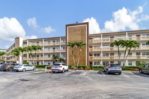 1010 Guildford A, Boca Raton, FL 33434
