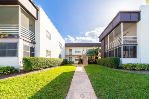 687 Normandy O, Delray Beach, FL 33484