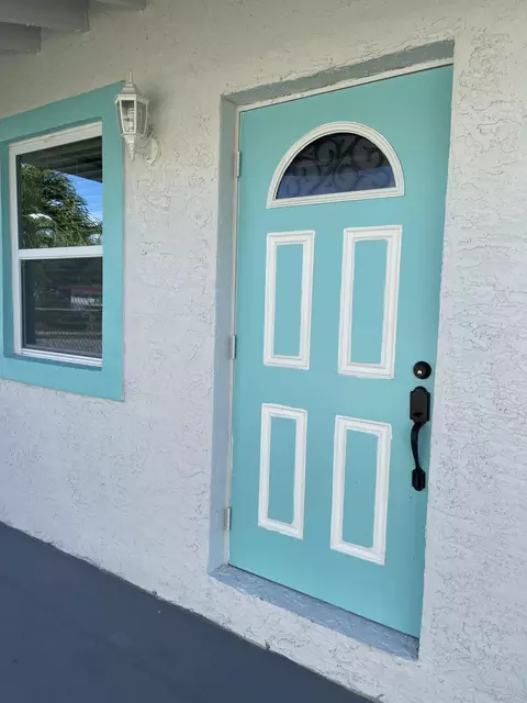 618 SW 6th Ave SW, Delray Beach, FL 33444