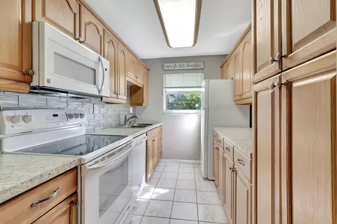 505 High Point Blvd N #C, Delray Beach, FL 33445
