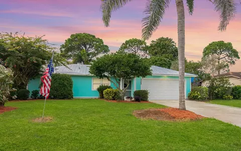 2268 SW Mount Vernon St, Port Saint Lucie, FL 34953