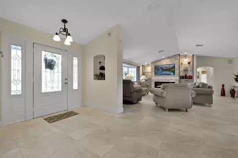 5270 SE Burning Tree Cir, Stuart, FL 34997 photo 5