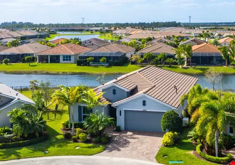 12499 SW Orange Tree Ct, Port Saint Lucie, FL 34987