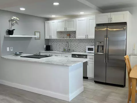 2084 Exeter E, Boca Raton, FL 33434 photo 3