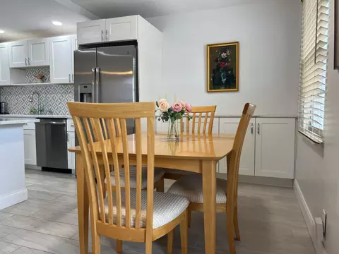 2084 Exeter E, Boca Raton, FL 33434 photo 5