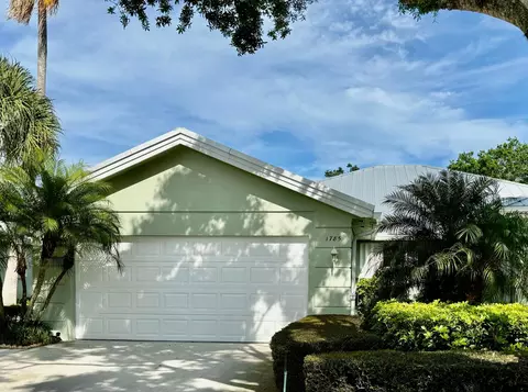 1785 SW Waterfall Blvd, Palm City, FL 34990