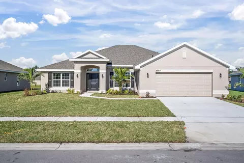 8664 Waterstone Blvd, Fort Pierce, FL 34951
