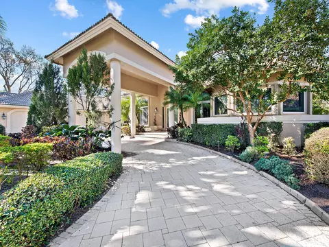 7715 E Upper Ridge Dr, Parkland, FL 33067 photo 2