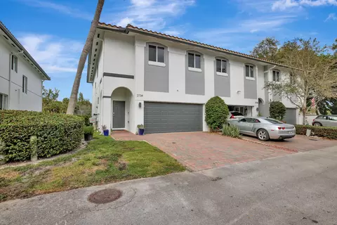 2734 Treasure Cove Cir, Fort Lauderdale, FL 33312