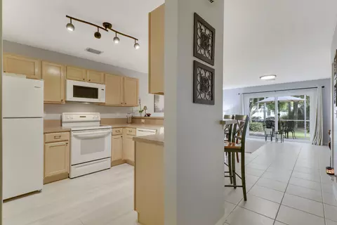 145 Timberwalk Trl, Jupiter, FL 33458 photo 5
