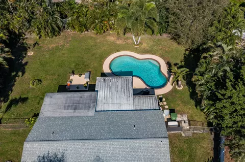 369 Lanier Dr, Palm Springs, FL 33461 photo 29