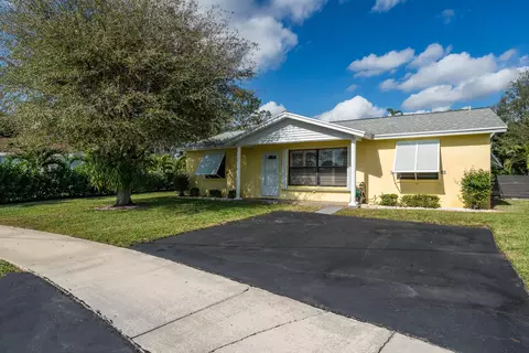 369 Lanier Dr, Palm Springs, FL 33461 photo 3