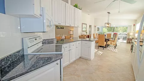 780 SW Tamarrow Pl, Stuart, FL 34997 photo 10