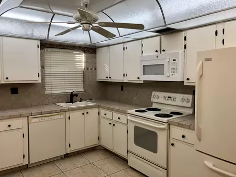488 Piedmont K #488, Delray Beach, FL 33484