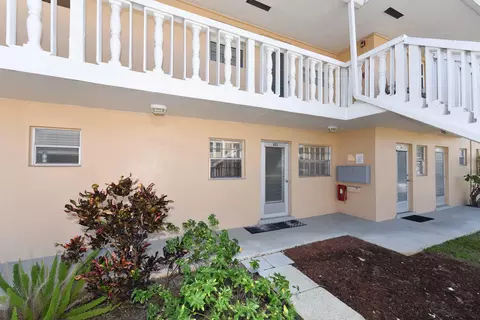 2182 NE 1st Way #105, Boynton Beach, FL 33435
