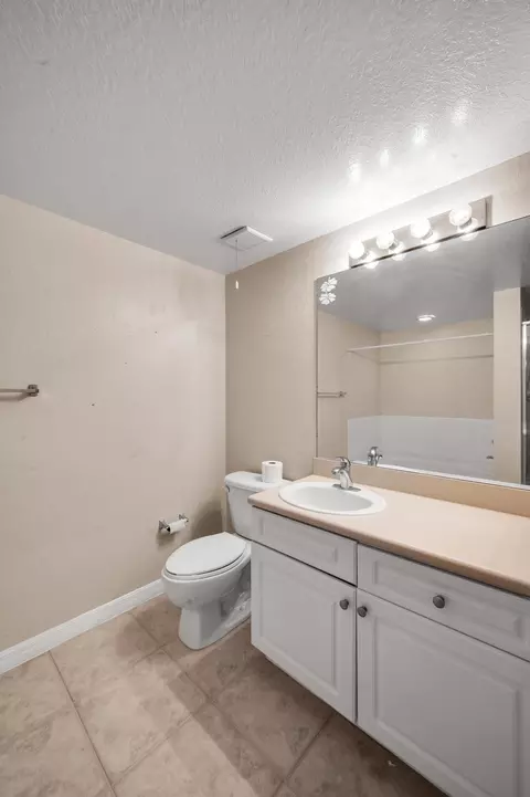 577 SE Prescott Pl, Stuart, FL 34994 photo 17