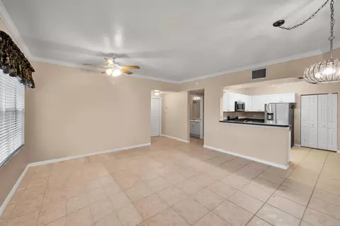 577 SE Prescott Pl, Stuart, FL 34994 photo 4
