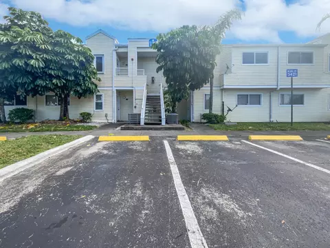 3421 NW 44th St #204, Lauderdale Lakes, FL 33309