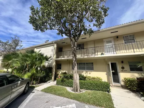 2134 NE 36th St #84, Lighthouse Point, FL 33064