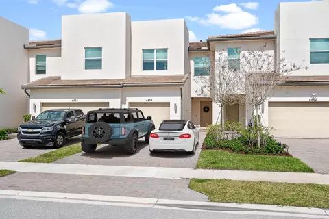 4858 Navali Dr, Lake Worth, FL 33467