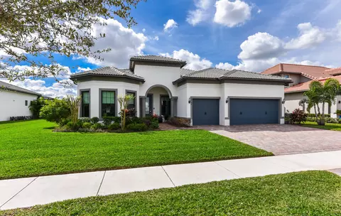8364 Pedigree Cir, Lake Worth, FL 33467