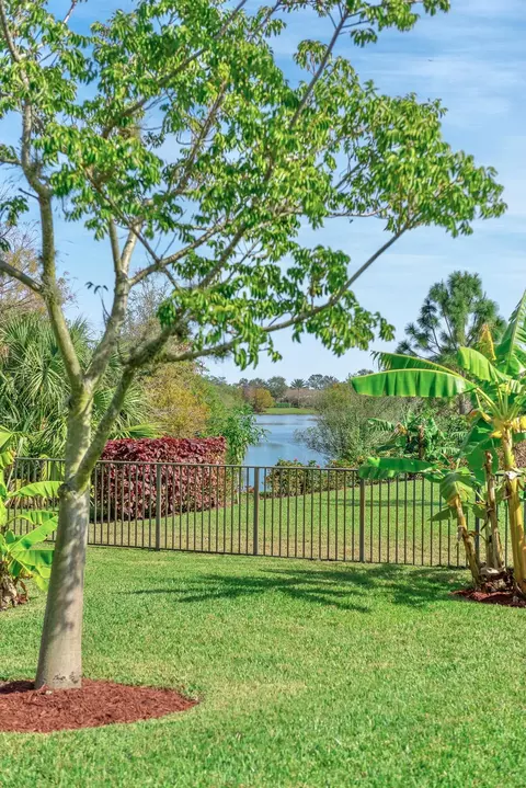 89 SEthan Ter, Stuart, FL 34997 photo 8