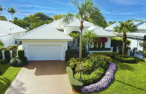 7260 Gateside Dr, Boca Raton, FL 33496