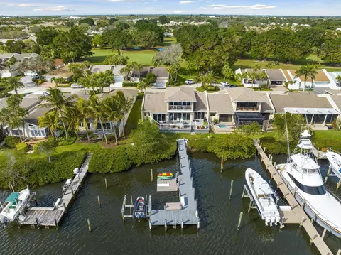 17204 Bay St, Jupiter, FL 33477 photo 6