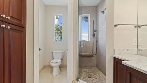 17204 Bay St, Jupiter, FL 33477 photo 38