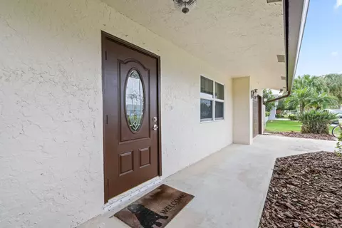 2995 Eagle Dr, Delray Beach, FL 33444 photo 4