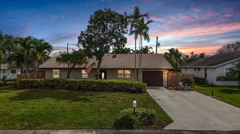 2995 Eagle Dr, Delray Beach, FL 33444 photo 2
