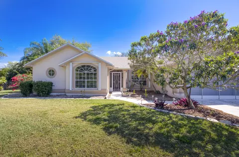 104 SW Sebring Cir, Port Saint Lucie, FL 34953
