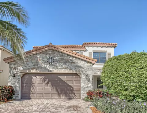 8803 Willow Cove Ln, Lake Worth, FL 33467