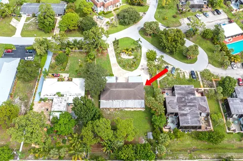 830 NW 10th Ter, Stuart, FL 34994 photo 5