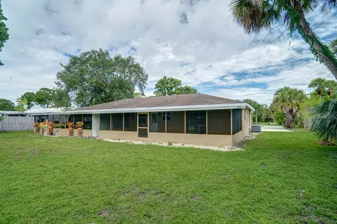 830 NW 10th Ter, Stuart, FL 34994 photo 23
