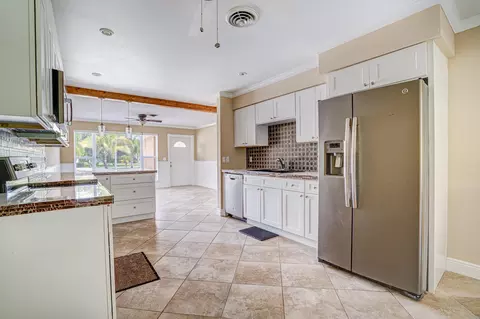 830 NW 10th Ter, Stuart, FL 34994 photo 8